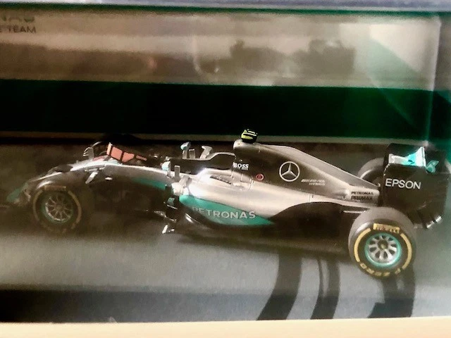 Spark F1 1:43 S5025 Mercedes AMG FW07 N°6 N.Rosberg 2nd Abu Dhabi GP W.C. 2016 - Immagine 2 di 3