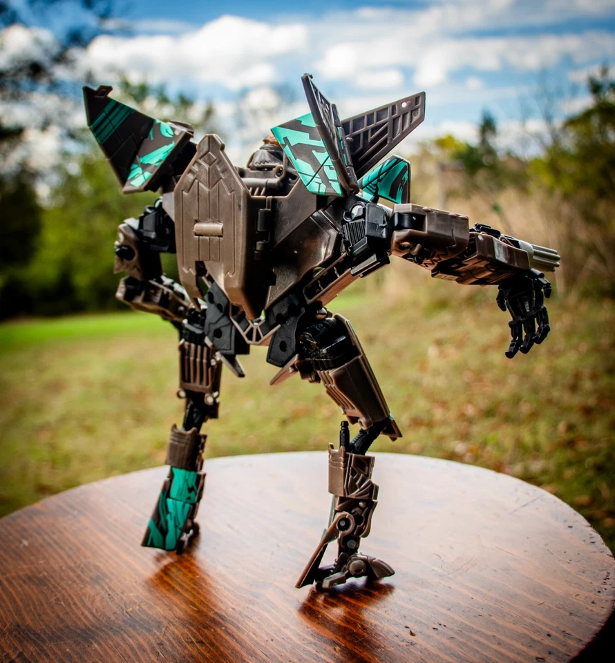 Transformers Revenge of  the  Fallen Nebular  Starscream-K-Mart Exclusive-Incomp - Image 2 of 4