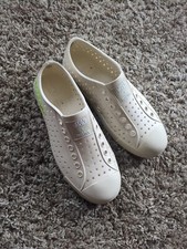 Native X Disney Star Wars Baby Yoda Grogu Jefferson Slip on Shoes. Clean Size 7