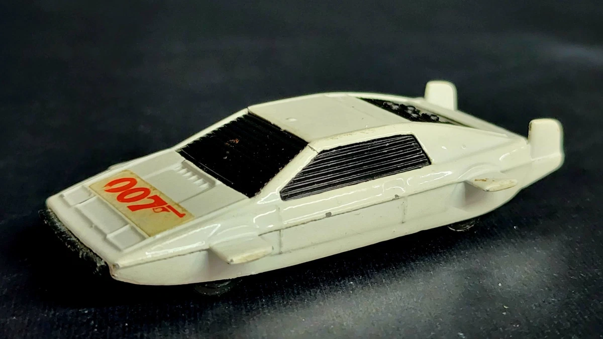 コーギー ジュニア 007ボンドカー「ロータス・エスプリ」新品未開封 ムービー🎞ミニカー】『ロータス・エスプリ』潜水艇モード（CORGI製