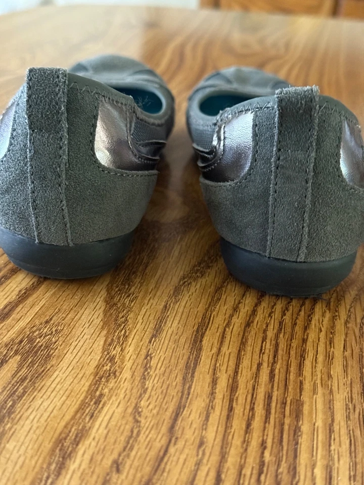 Pisos de ballet Faded Glory para mujer 8,5 azul marino claro malla perforada y gamuza Foto 4 de 4