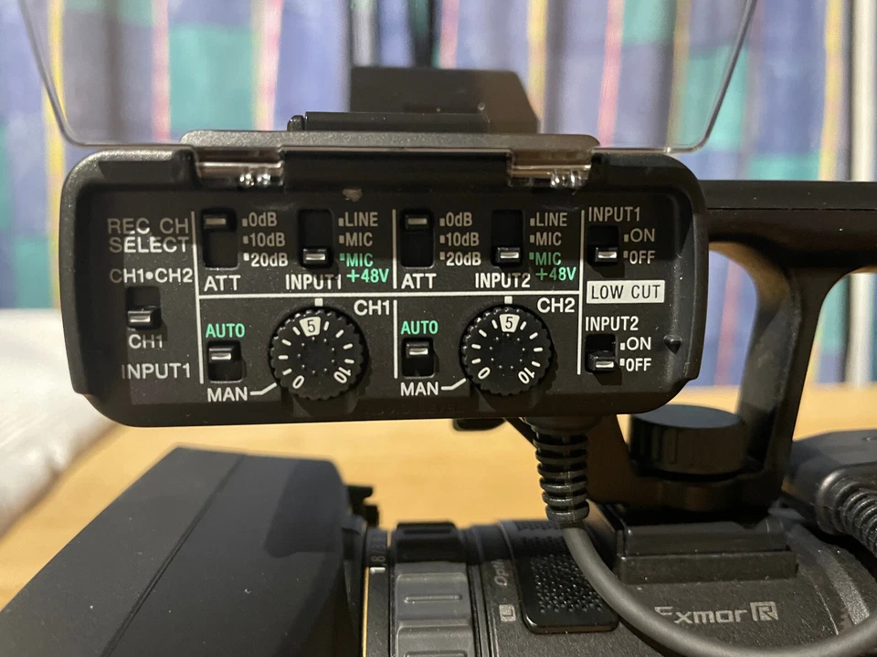 Sony Camcorder HXR-NX70E NXCAM - Bild 4 von 4