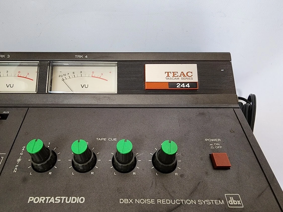 Teac TASCAM PORTASTUDIO 244 カセットMTR s-l400.jpg