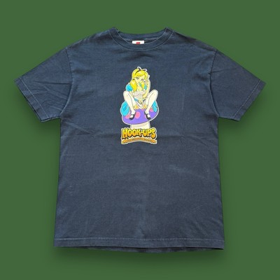 Vintage 1990s Hook Ups Alice In Wonderland Shirt Skateboard Men
