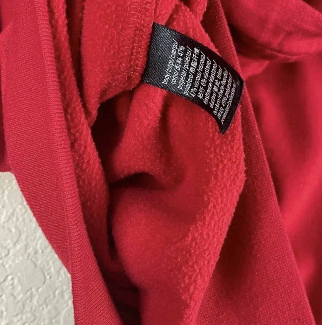 UNDERCOVER Victoria Sport Felpa con Cappuccio Donna Tg S Pullover Coulisse Manica Lunga Foro Pollice Rosso