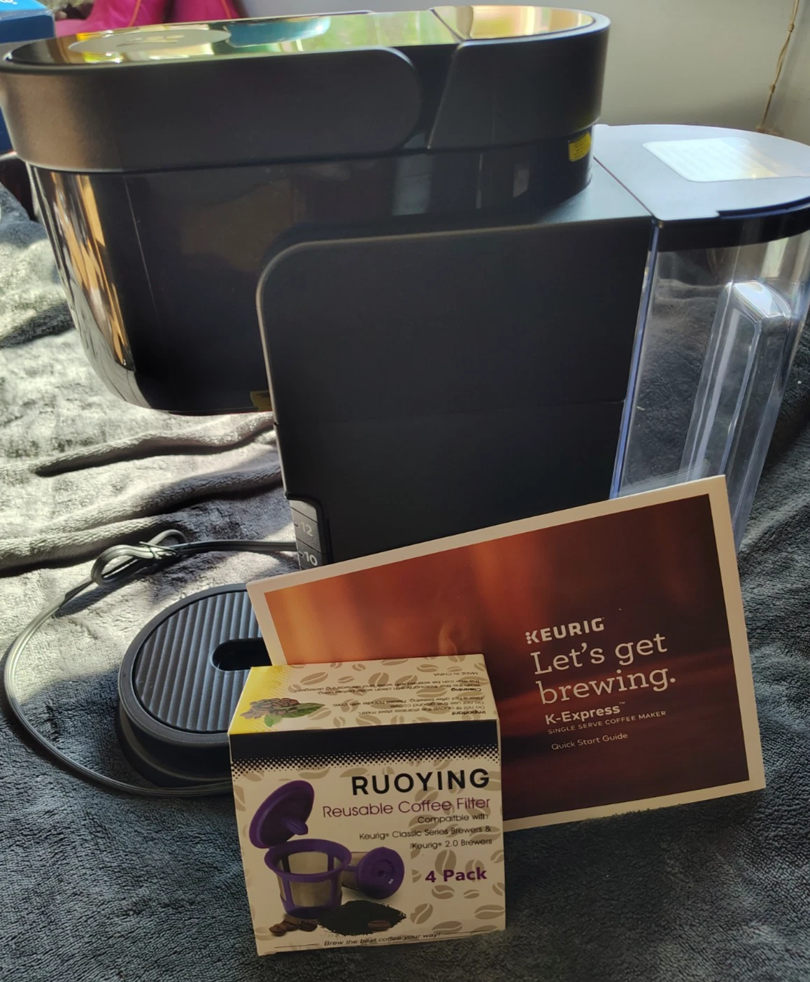 NEW Keurig Coffee Maker with Reusable K-cup Pod Filters 42-oz Reservoir