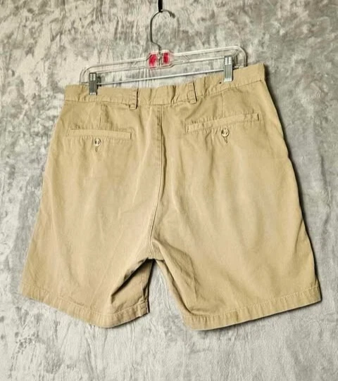 Honors Mens Shorts Size 34 Measured Chino Beige 12" Rise  7" Inseam - Image 2 of 4