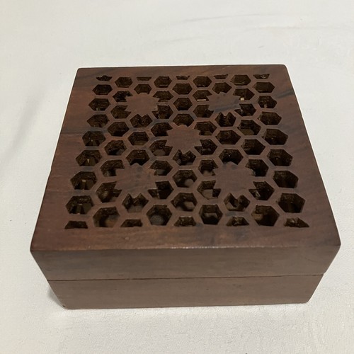 Wooden Pot Pourri Scent Box Open Cut Latticework Carved 5" x 5" Vintage