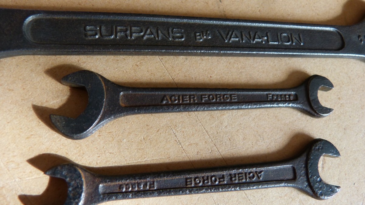 Lot de 4 clés clefs plates Peugeot frère 8/10 14/17 19/22 21/23 ancienne collection modèle Surpans - Collection