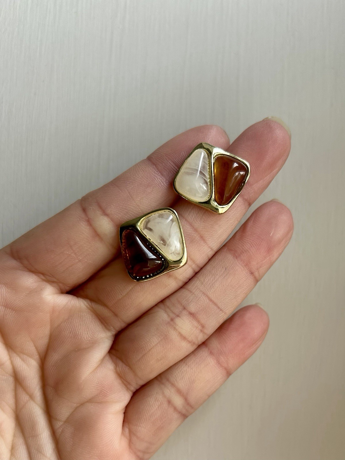 Brown Cream Resin Stud Earrings Gold Tone Geometric Statement Women UK Gift
