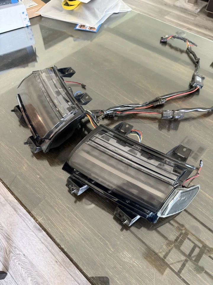 Par de intermitentes secuenciales LED ahumados Jeep Gladiator Rubicon Mojave Foto 2 de 2