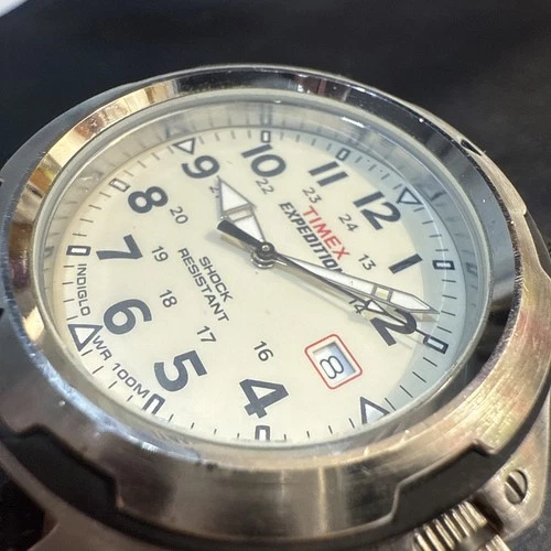 Vintage Timex Expedition Rugged Field Mens  Watch in Great Condition Best Offer!