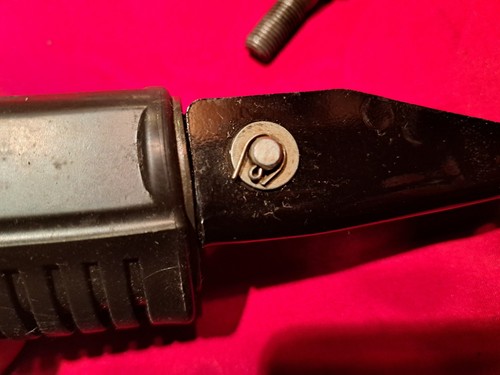 2006 Honda CMX 250 Rebel 250 Right Rear Foot Peg Rest Mount Bracket Bolt OEM - Bild 7 von 12