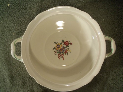 ROYAL DOULTON STONEWARE 'LEIGHTON' COVERED SERVING DISH D6164 FLORAL PATTERN - Picture 3 of 4