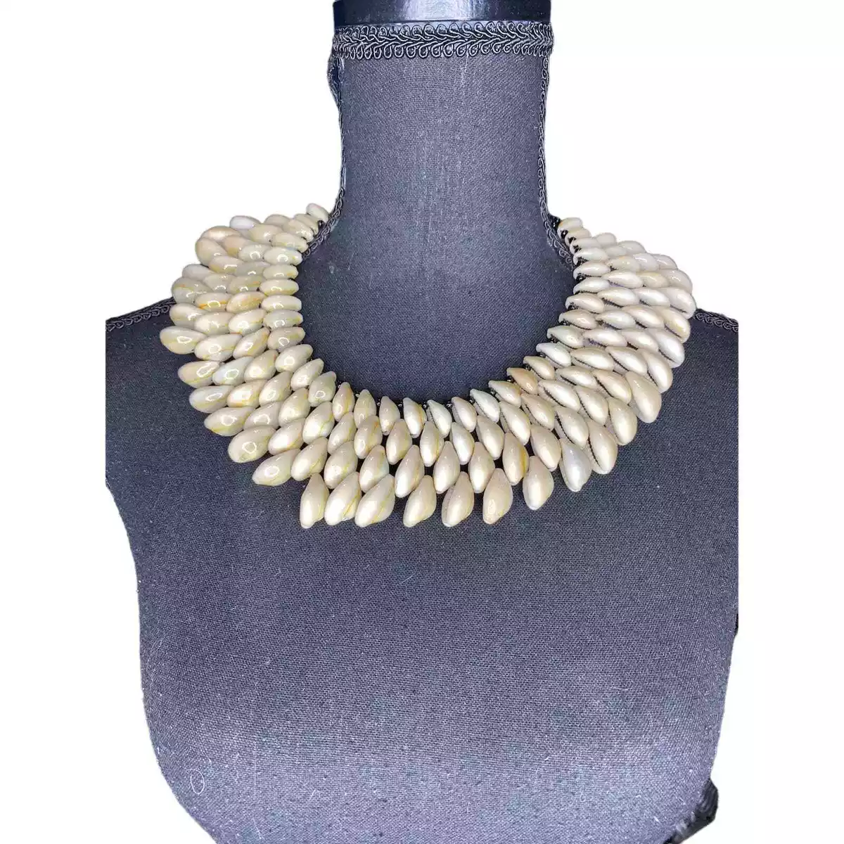Women s Cream Natural Cowrie Shell Bib Statement Necklace Chunky