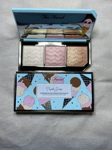 too faced hyper reflective highlighting palette