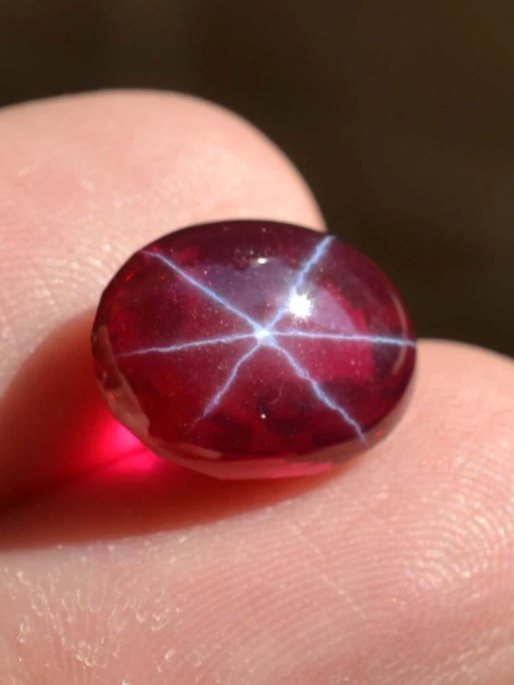 10.45 Ct 13.30x10.14 MM Red Ruby Star Sapphire 6 Rays Lab Corundum RRS9248 - Image 3 of 4