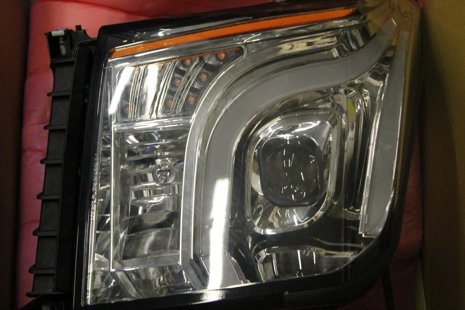 Luces traseras LED Spyder Auto 5080707 2014 2015 2016 GMC Sierra 1500 Foto 3 de 4