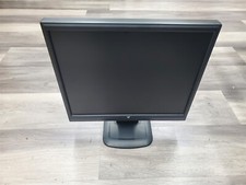                 Computer V7 D1711 17"