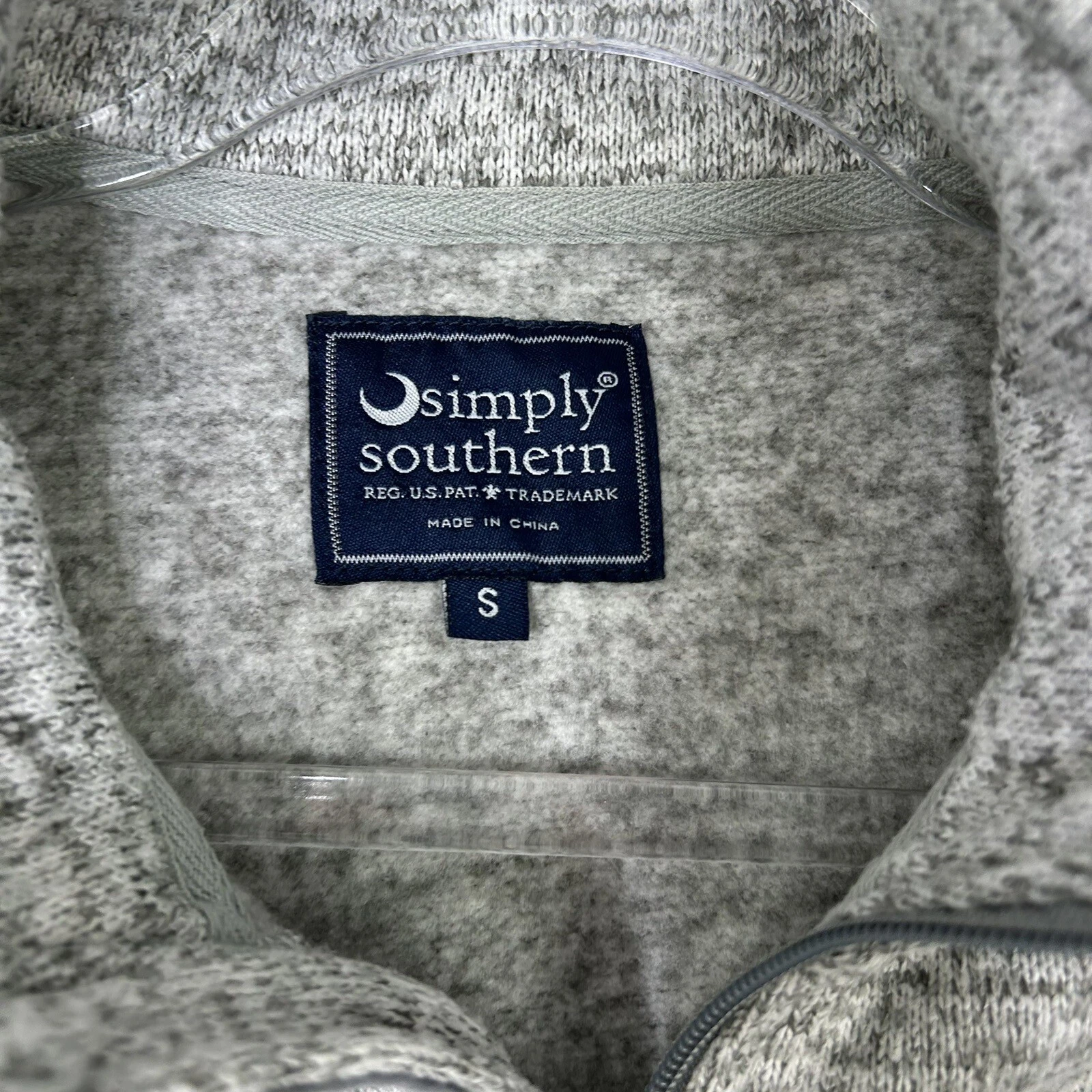 Simply Southern Sweater Knit Vest Men’s Size Small Gray Full Zip image 6