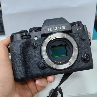Fujifilm Fuji X-T1 XT1 Mirrorless Digital Camera (Body Only) English -95%new