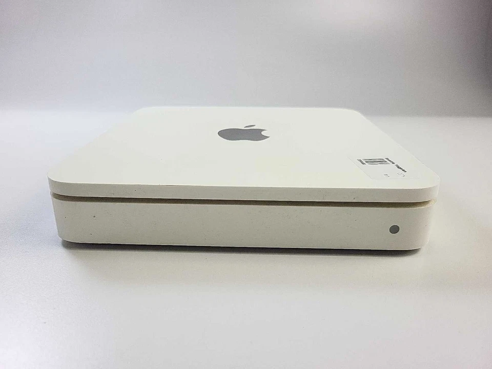 APPLE TIME CAPSULE 1TB A1355 - No Power Cord, Working - Image 3 of 4