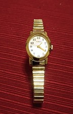 Vintage Timex Womens Quartz Gold Tone Bracele...
