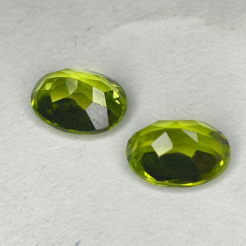 FABULOUS NATURAL BEAUTIFUL PAKISTAN PERIDOT 3.04Cts 8×6 OVAL PAIR. - Picture 8 of 8