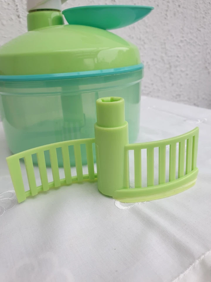 Tupperware Quick Chef - Zerkleinerer - ohne Strom- mit Handkurbel und 2 auswechs - Bild 4 von 4