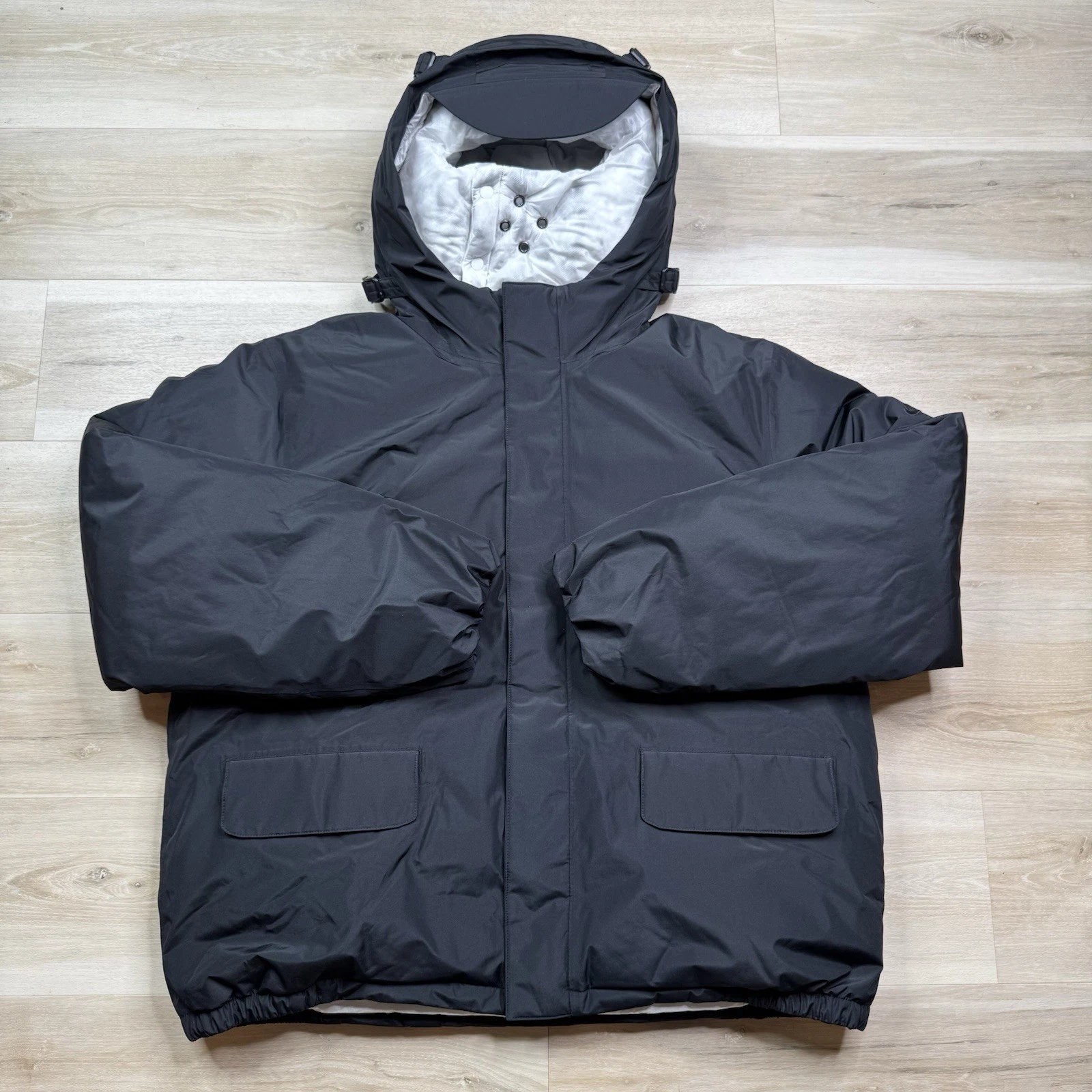 Nike Tech Pack NSW Storm-Fit ADV Gore-Tex Jacket -Men's Size Large- FB7594-010