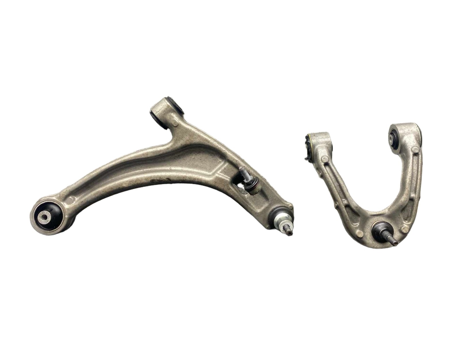 Aston Martin V8 Vantage 2006-2018 Front Left Control arms Set