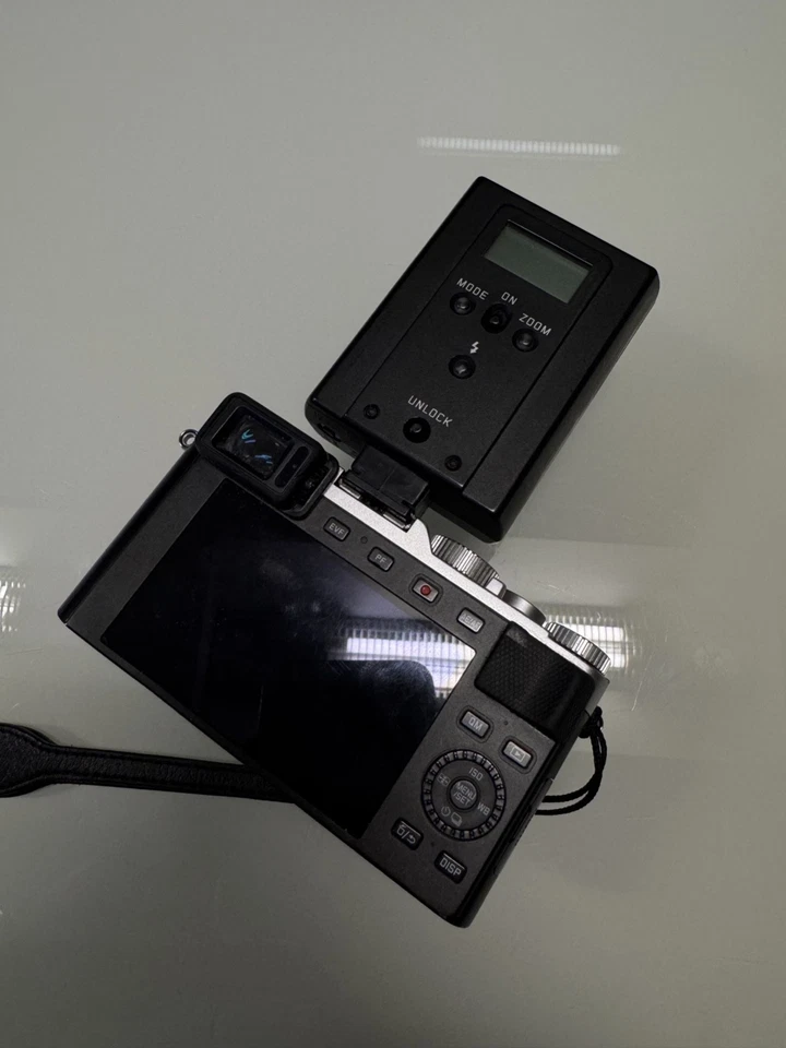 Leica CF 22 Blitz Flash Aufsteckblitz - Gebraucht - Bild 3 von 3