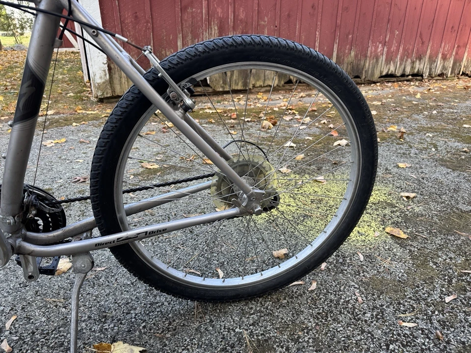 Specialized Expedition Sport 26” Hybrid Bike, Suspension Seatpost, Bottle Cage - Image 3 of 4