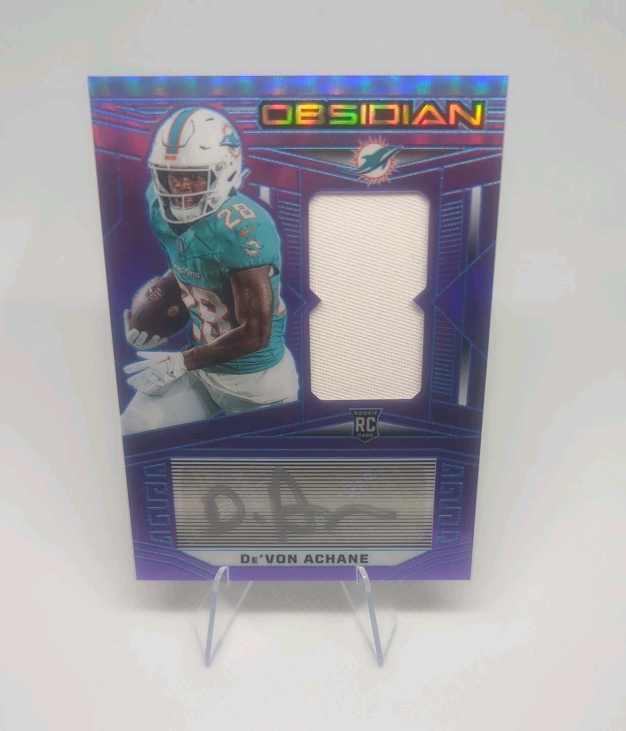 2023 Panini Obsidian #211 - Devon Achane Purple Flood /30 RC Patch Auto