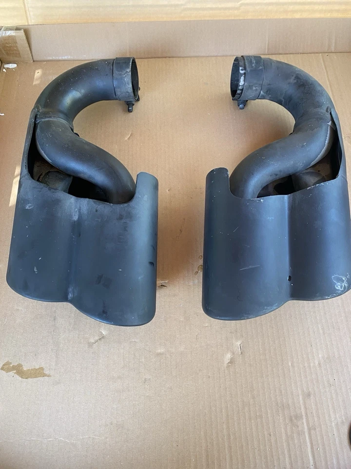 2006 PORSCHE CAYENNE 955 TURBO S REAR LEFT & RIGHT EXHAUST MUFFLER TIP SET OEM - Image 2 of 4