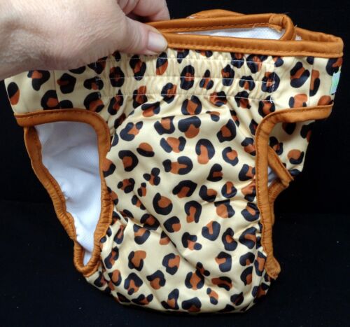 WEGNEECO 'Tan Cheetah' Female Dog Adjustable Diaper (L) - Picture 2 of 8