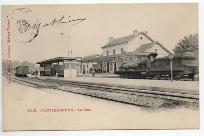MONTIER EN DER Haute Marne CPA 52 der Bahnhof - Innenansicht - Zug kommt 