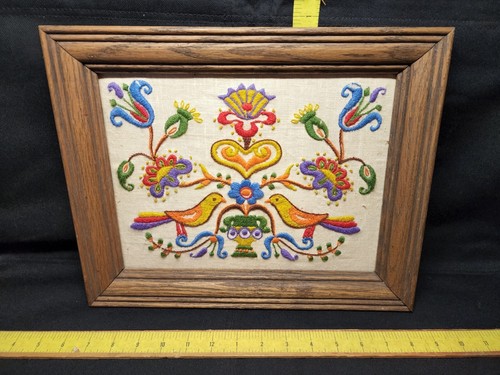Vintage Volkskunst Handstickerei bunt lebendig Vogel Dutch Amish Herz gerahmt