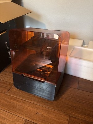 Formlabs Form 3 SLA Resin 3D Printer  + Wash and Cure