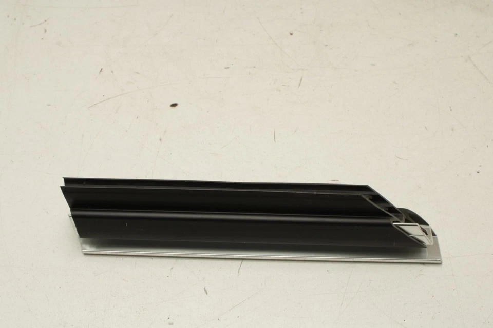 2010-2015 BMW 750Li xDrive Rear Left Door Run Channel w/ Molding Set 51357179129 - Image 4 of 4