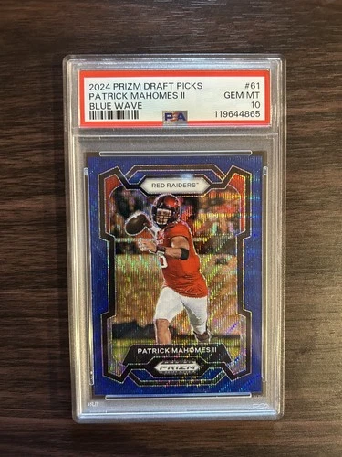 Patrick Mahomes II PSA 10 BLUE WAVE PRIZM /249 Pop 2 2024 Prizm Draft Picks!