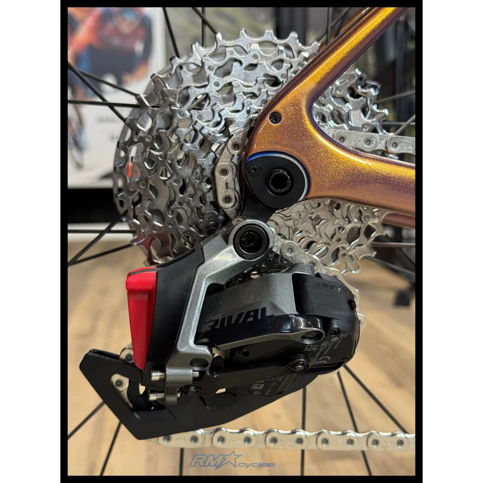 Giant Defy Advanced Pro 1 Meteor Storm 2025 - Bild 4 von 4