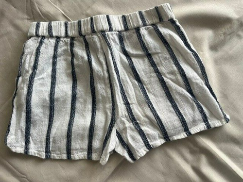 Primark Girls Size 7/8 Flower and Stripe Outfit Shorts And Tank Set White/Black - Picture 9 of 22