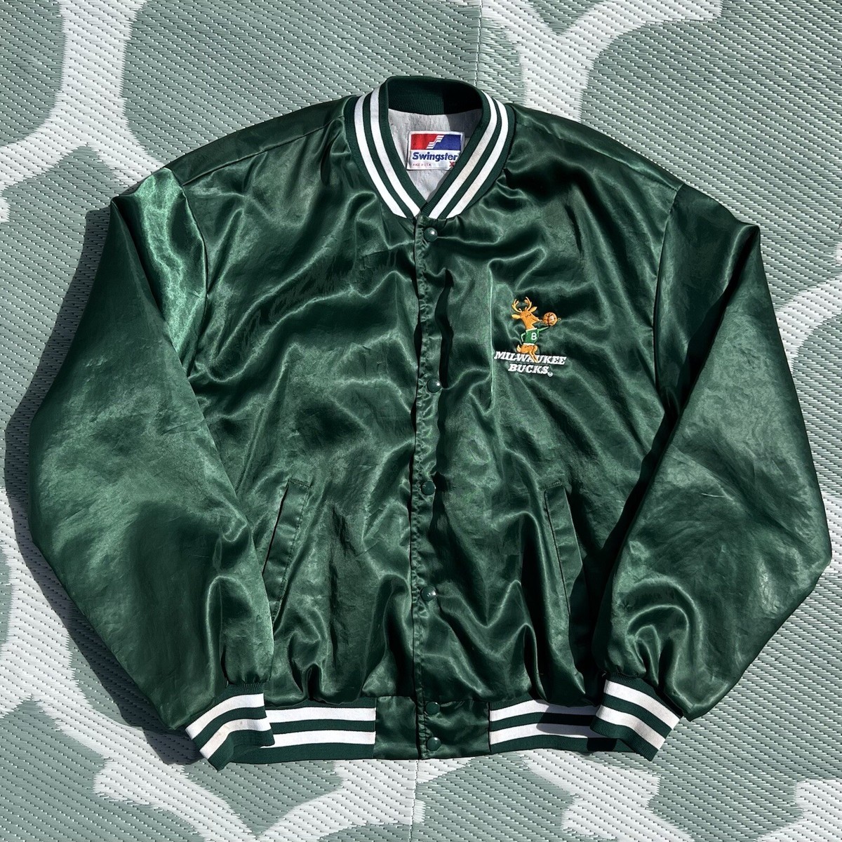Vintage Milwaukee Bucks Bomber Jacket 80s Varsity Old Logo Vintage Milwaukee Bucks Bomber Jacket 80s Varsity Old Logo