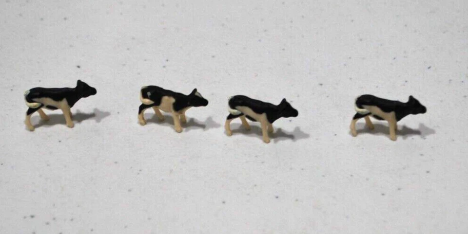 Vintage 1990 ERTL Farm Country Lot of 21 Holstein Cows And 4 Calf's 1/64 Scale - Image 3 of 4
