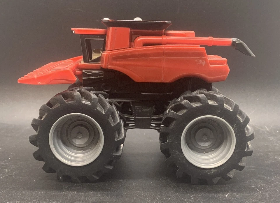 ERTL Case II Combine Farm Tractor Toy - Image 2 of 4