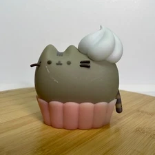Pusheen Box Exclusive Winter 2019 Cupcake with Whip Cream Vinyl Figure