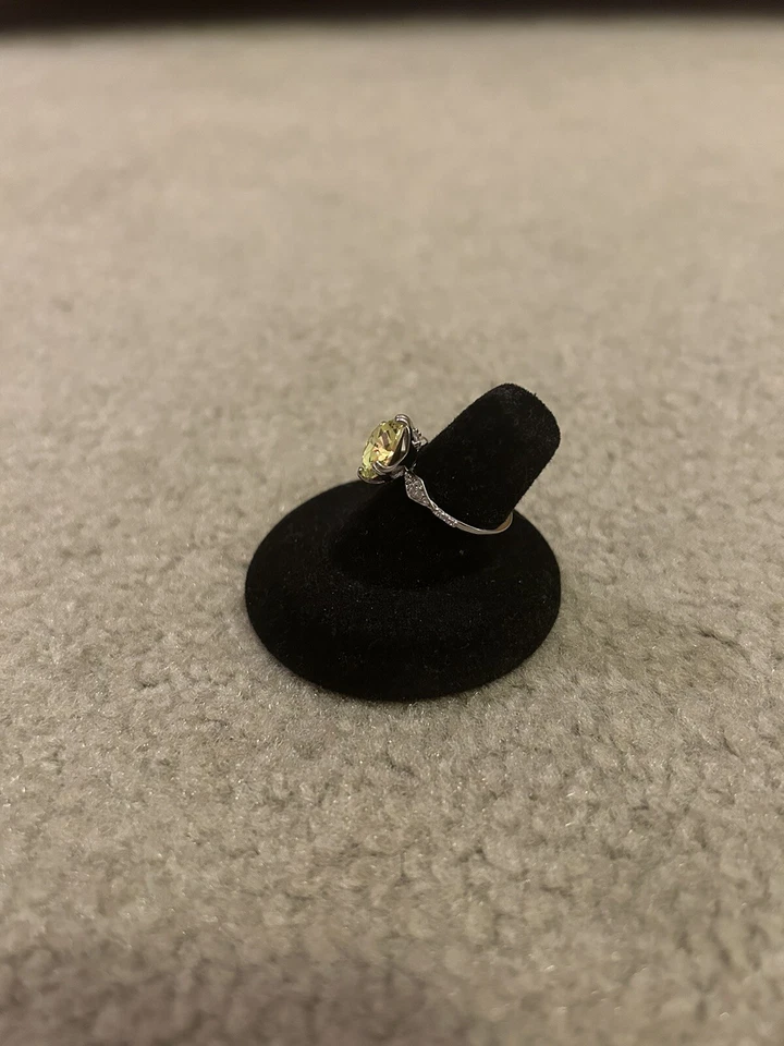 Joyas fragantes *Colección Huerto Salvaje* Anillo de plata esterlina peridoto talla 6 Foto 4 de 4