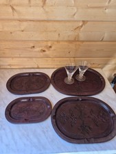Lot 5 plateaux de service ovales cuir marron embossé motif géométrique 40x22cm