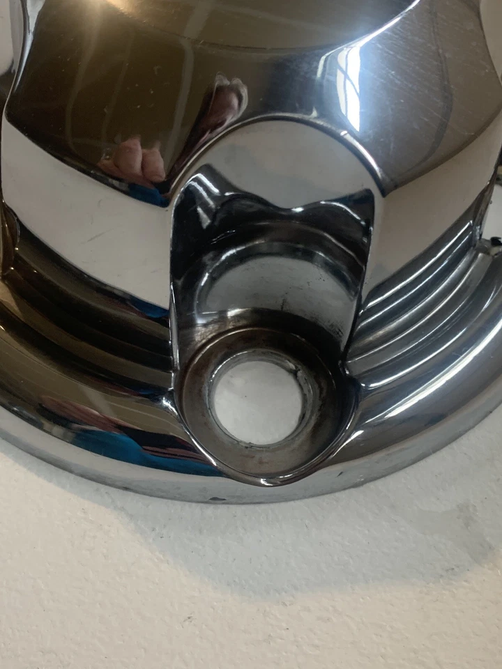 Центральный колпак колеса фургона грузовика 94-03 Dodge 1500 Ram от оригинального производителя 52038267 хромированный пластик - Изображение 3 из 4